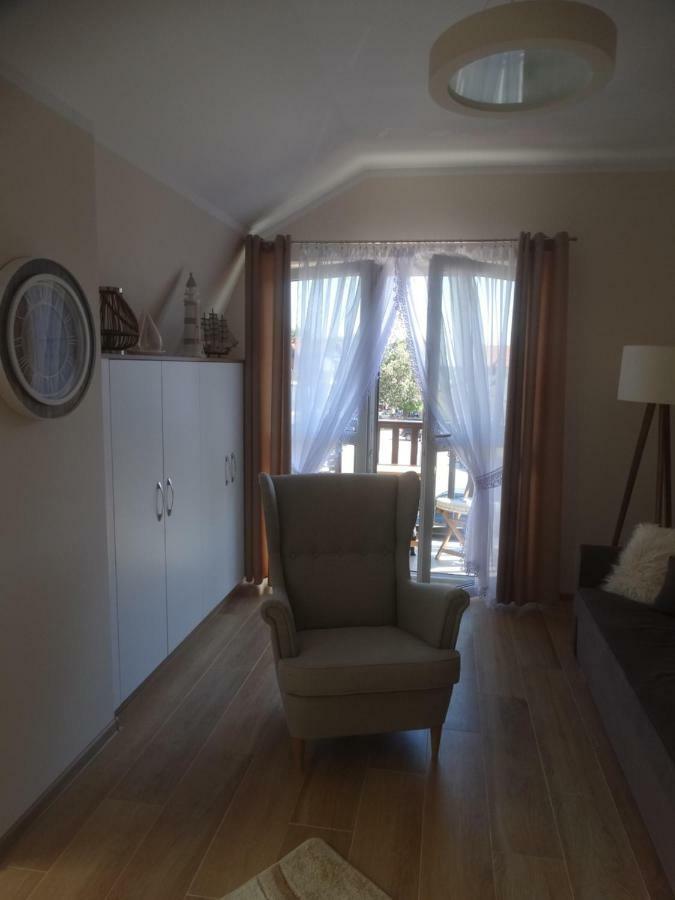 Apartament Bursztynowy Рови Екстериор снимка